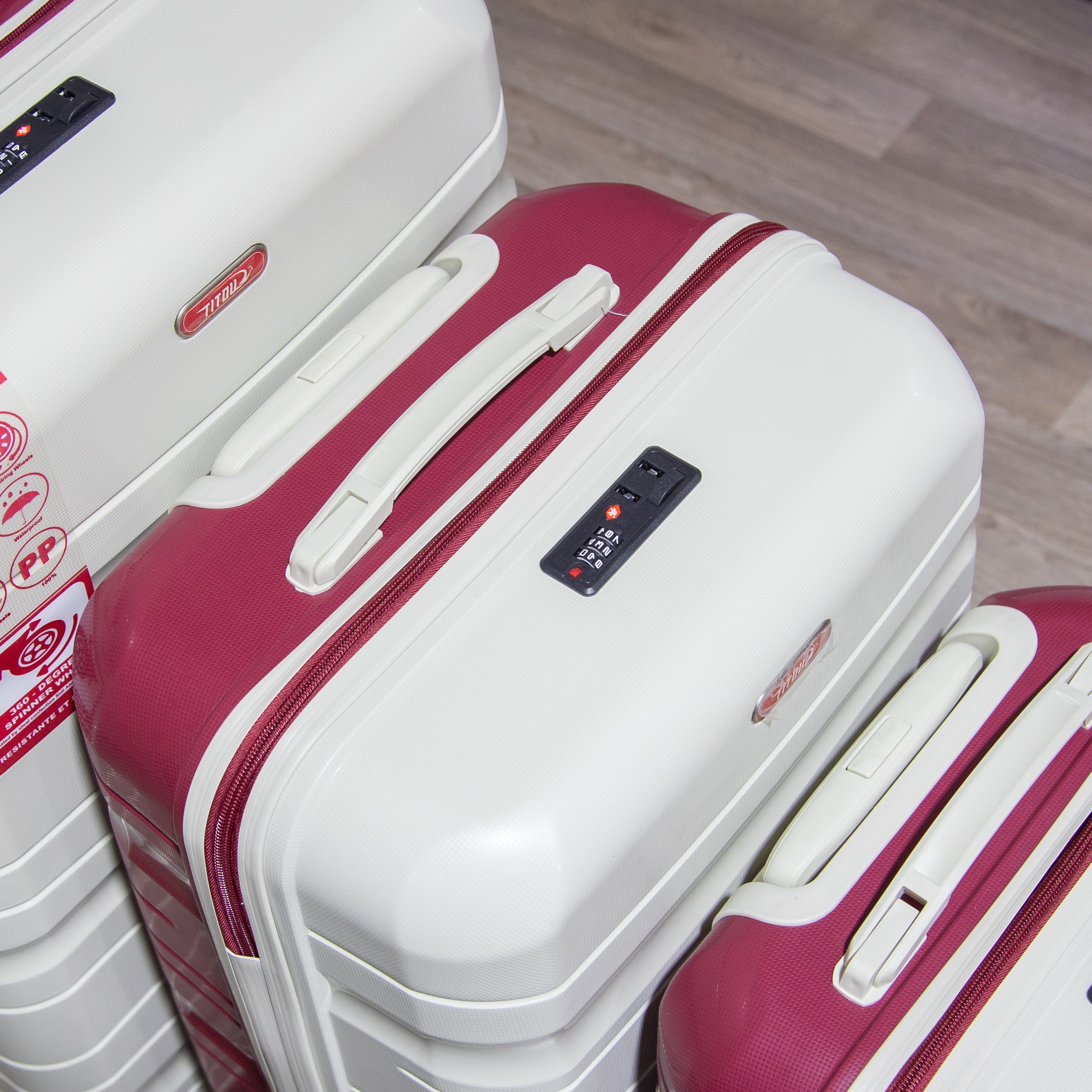 SET TITOU DEMONTABLE